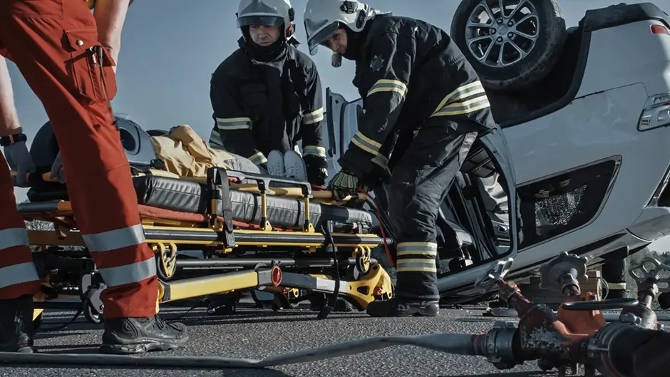 a photo of a serious car accident leading to a catastrophic injury