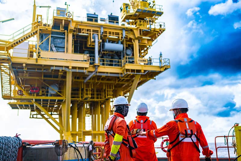 Oil Rig Worker Rights In Injury Cases | Morris & Dewett